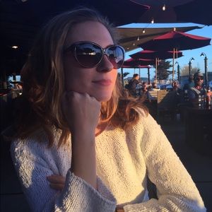 Meet your Posher, Amy